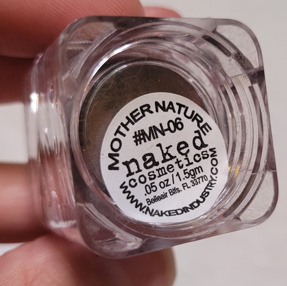 Naked Cosmetics Pigment & Aloe Cream Bundle - Picture 16 of 16